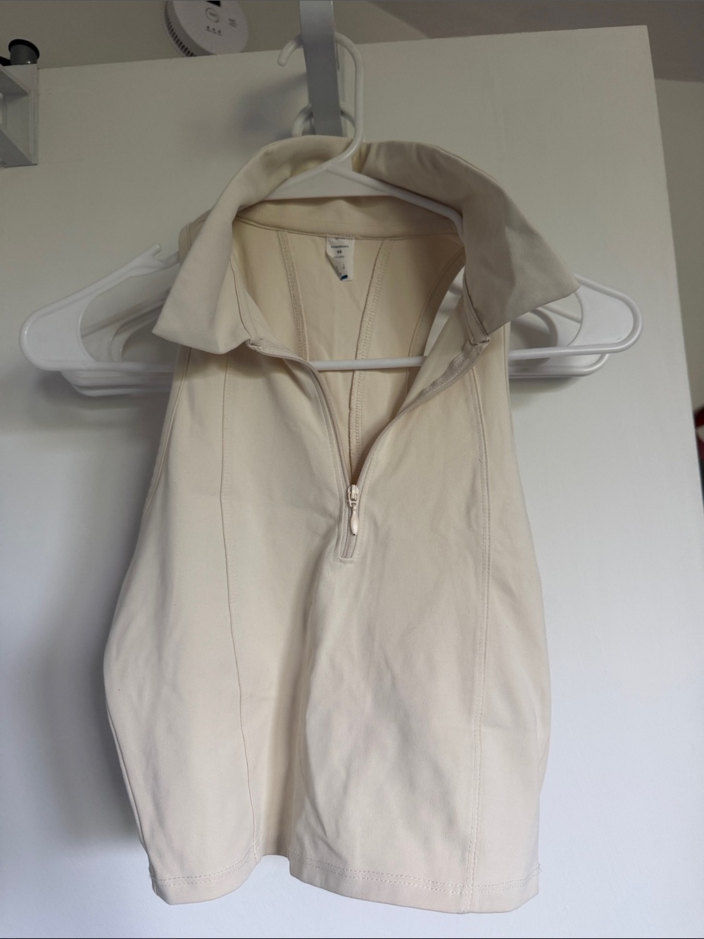 Old Navy Women's Cream Zip-Front Lightweight Sleeveless Tank